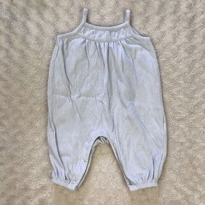 Old Navy Romper Size 0-3 Months Light Gray